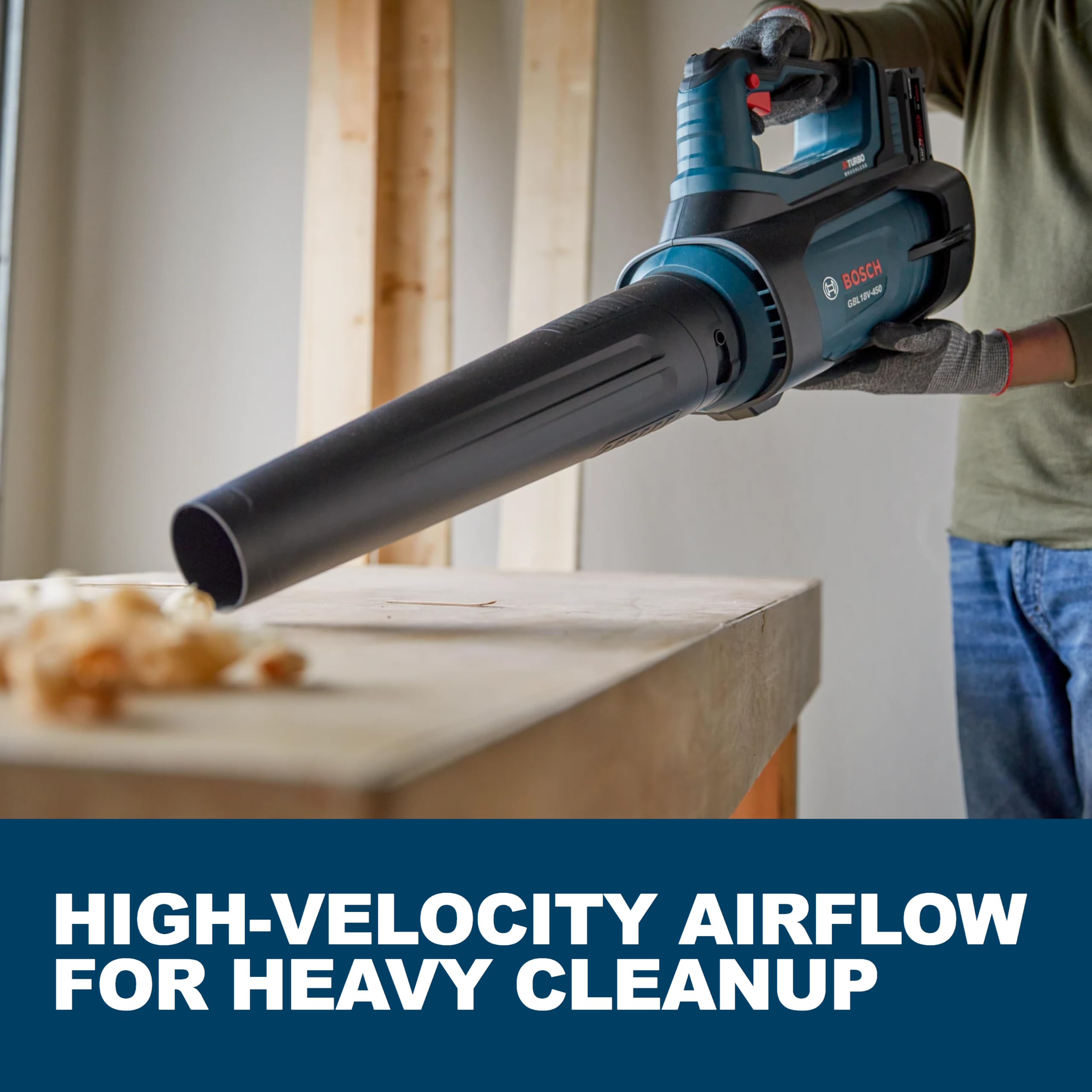 BOSCH nozzles close-up showing standard and tapered tips for versatile cleaning benefit