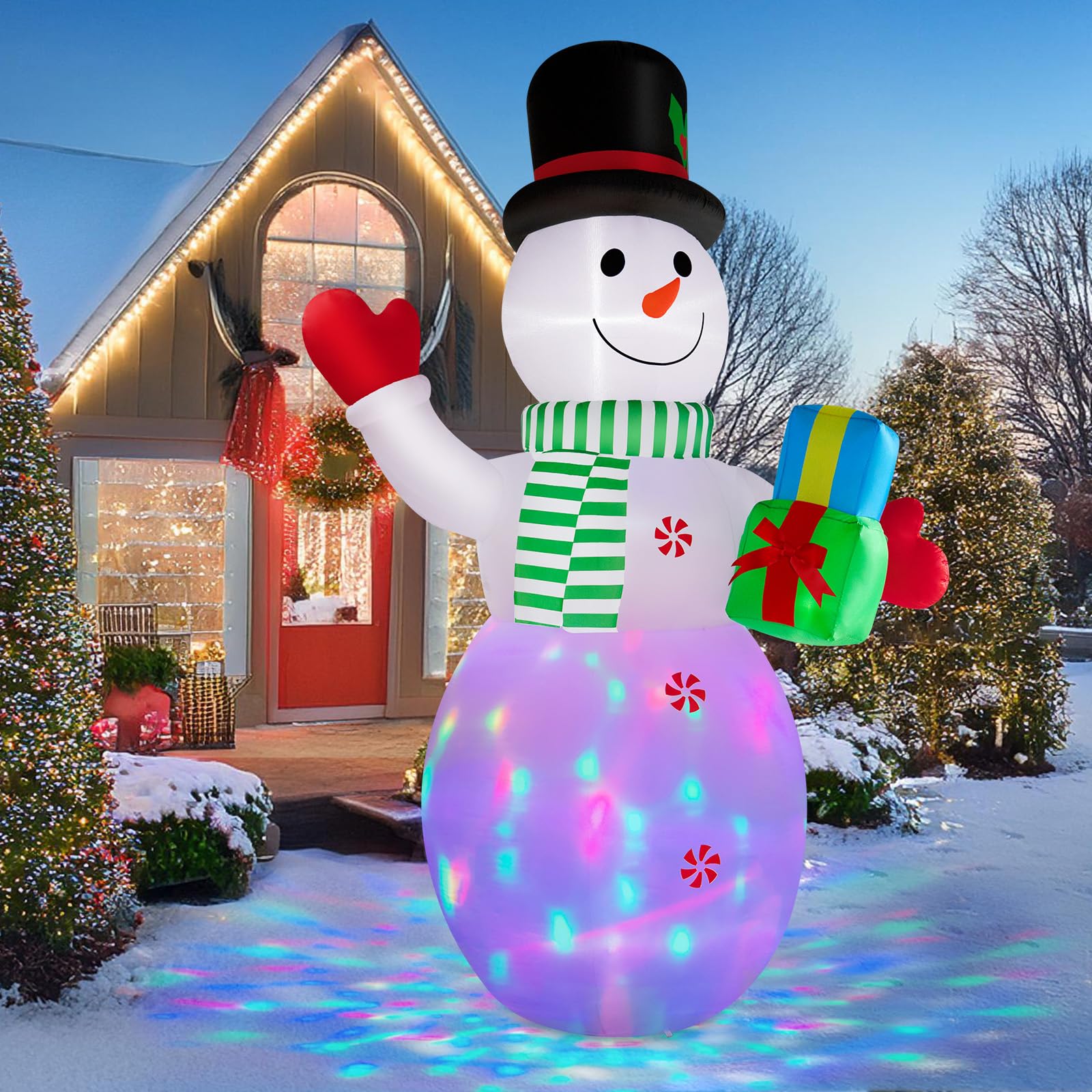 BRDJade close-up of top hat and smiling face for clear holiday detail