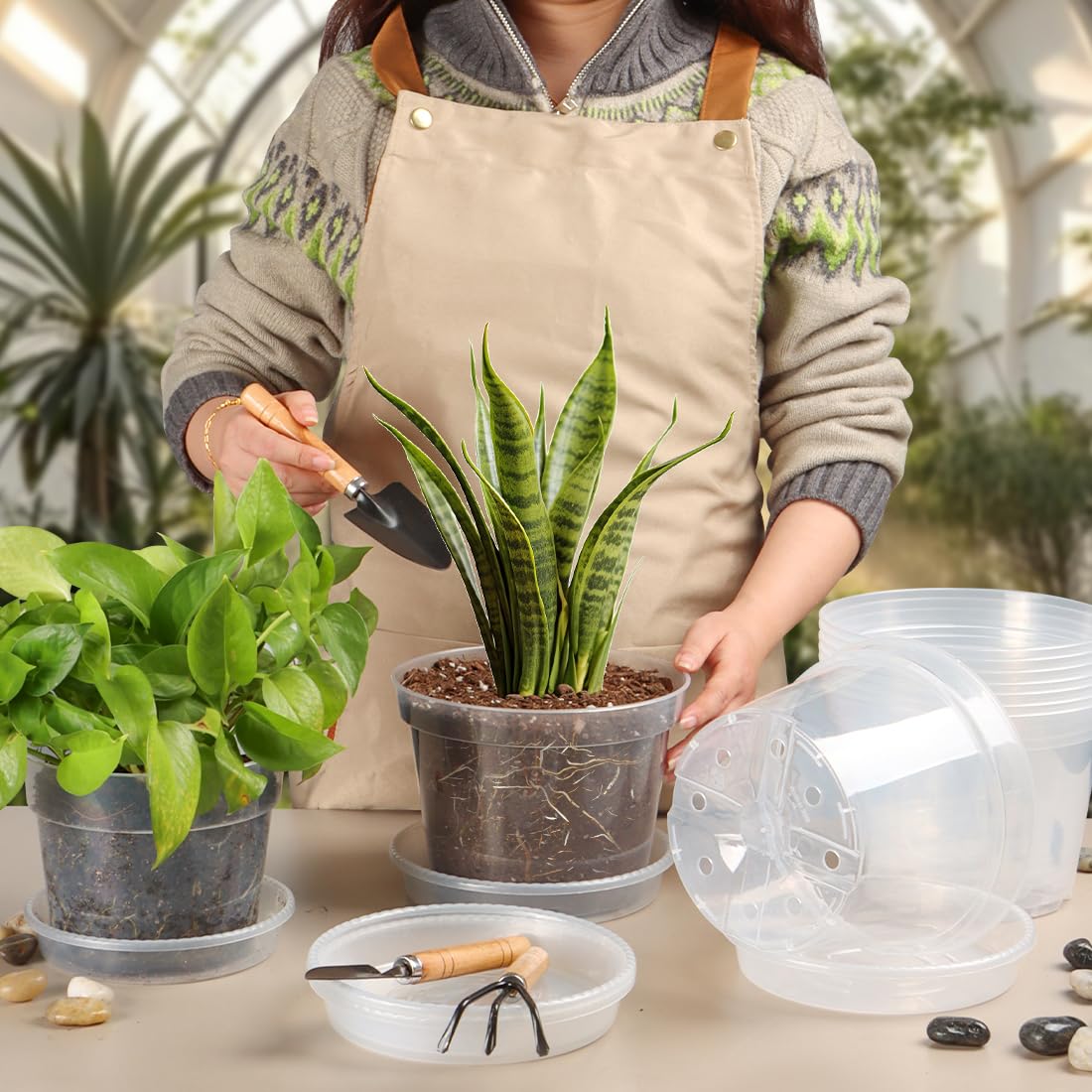BTPLASTIK pot held in hand demonstrating 7-inch scale for potting decision