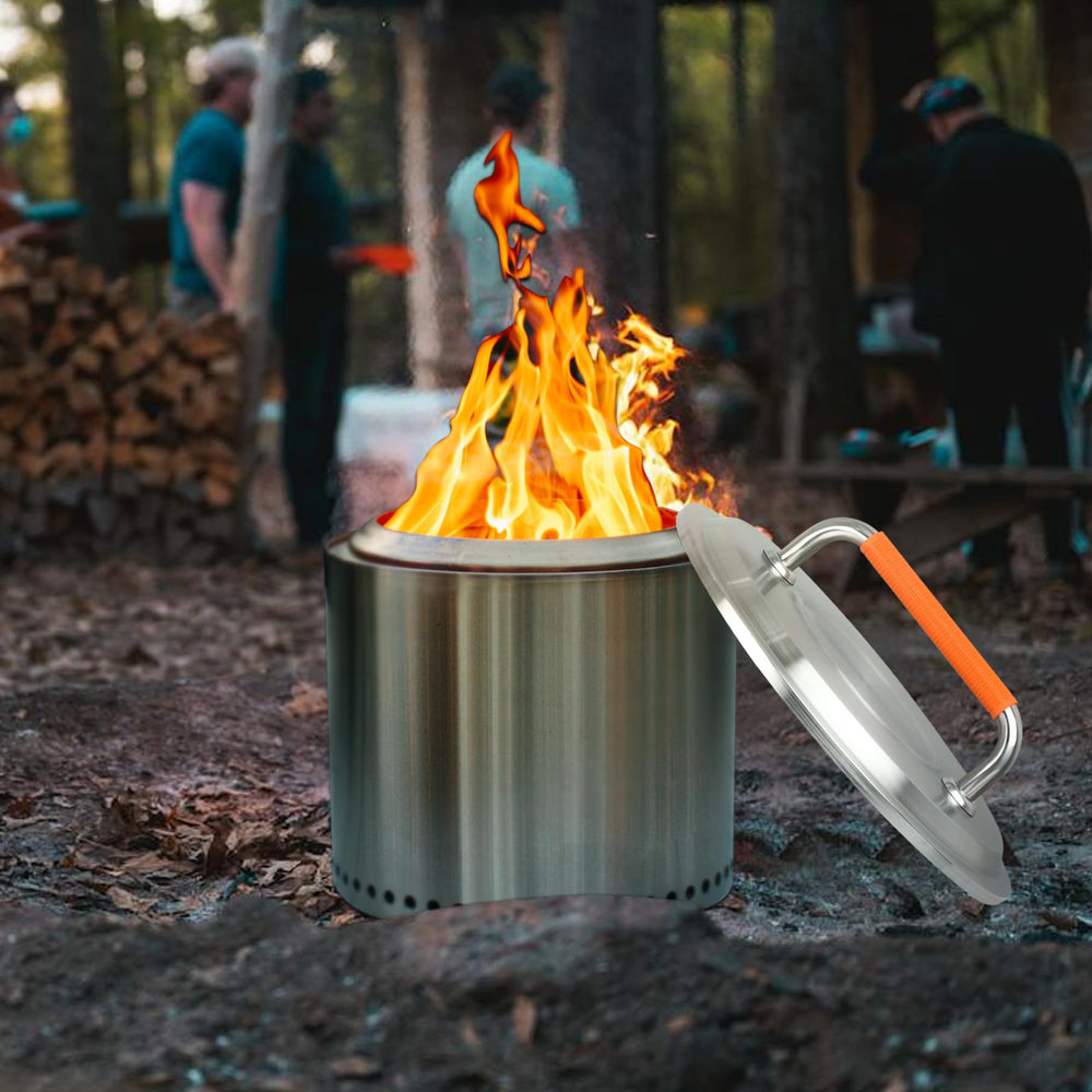 Burly Grill top handle detail showing heat-resistant grip for safe lifting