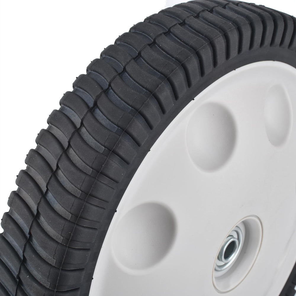 Cancanle wheel installed on axle demonstrating easy replacement