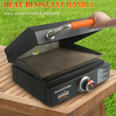 CANDANA silicone handle detail for safe hot-touch handling benefit