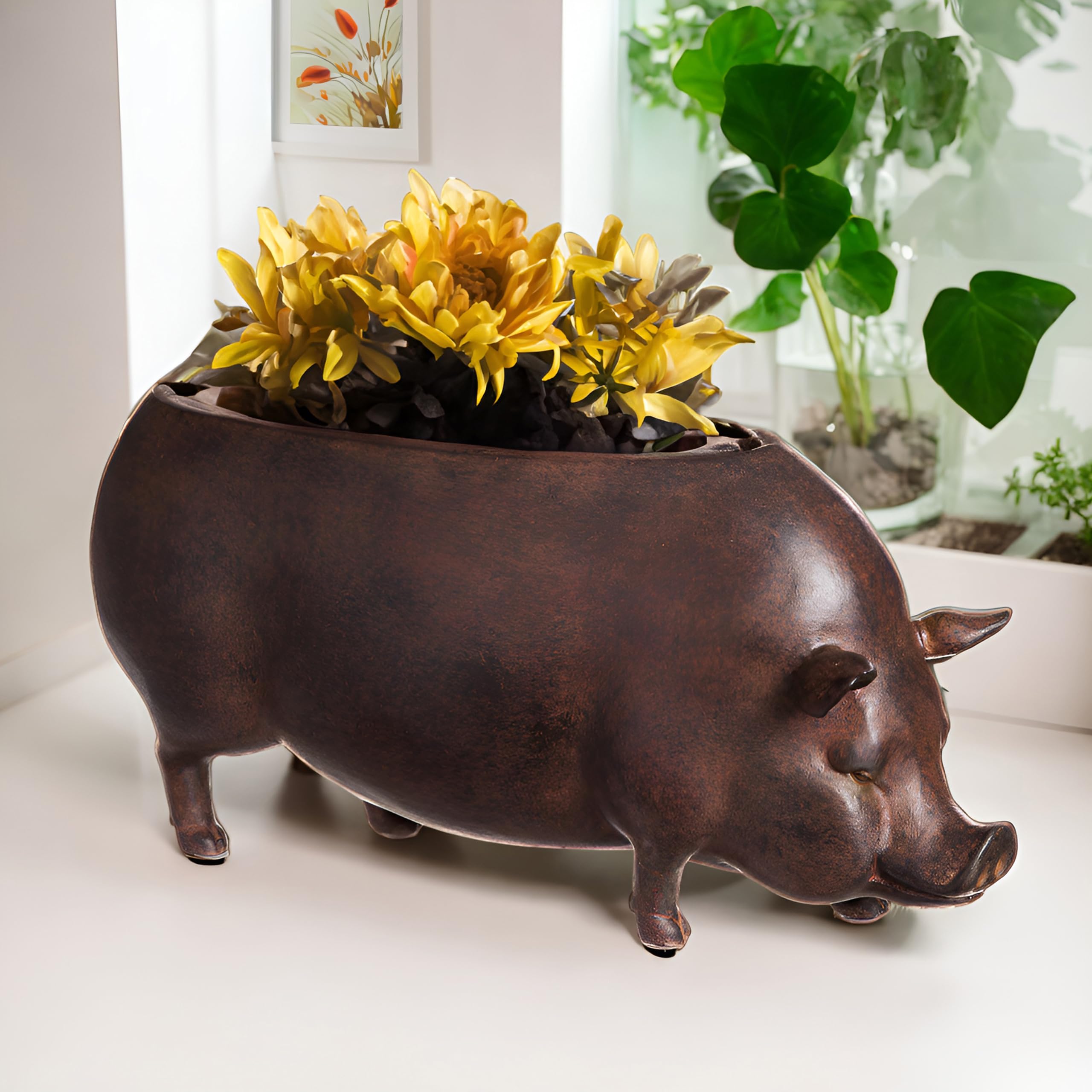 Cape Craftsmen planter on shelf next to items to show scale and space fit