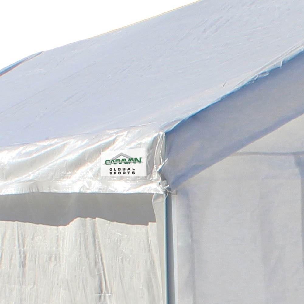 Caravan vehicle entering through dual-zippered wall for Caravan easy access