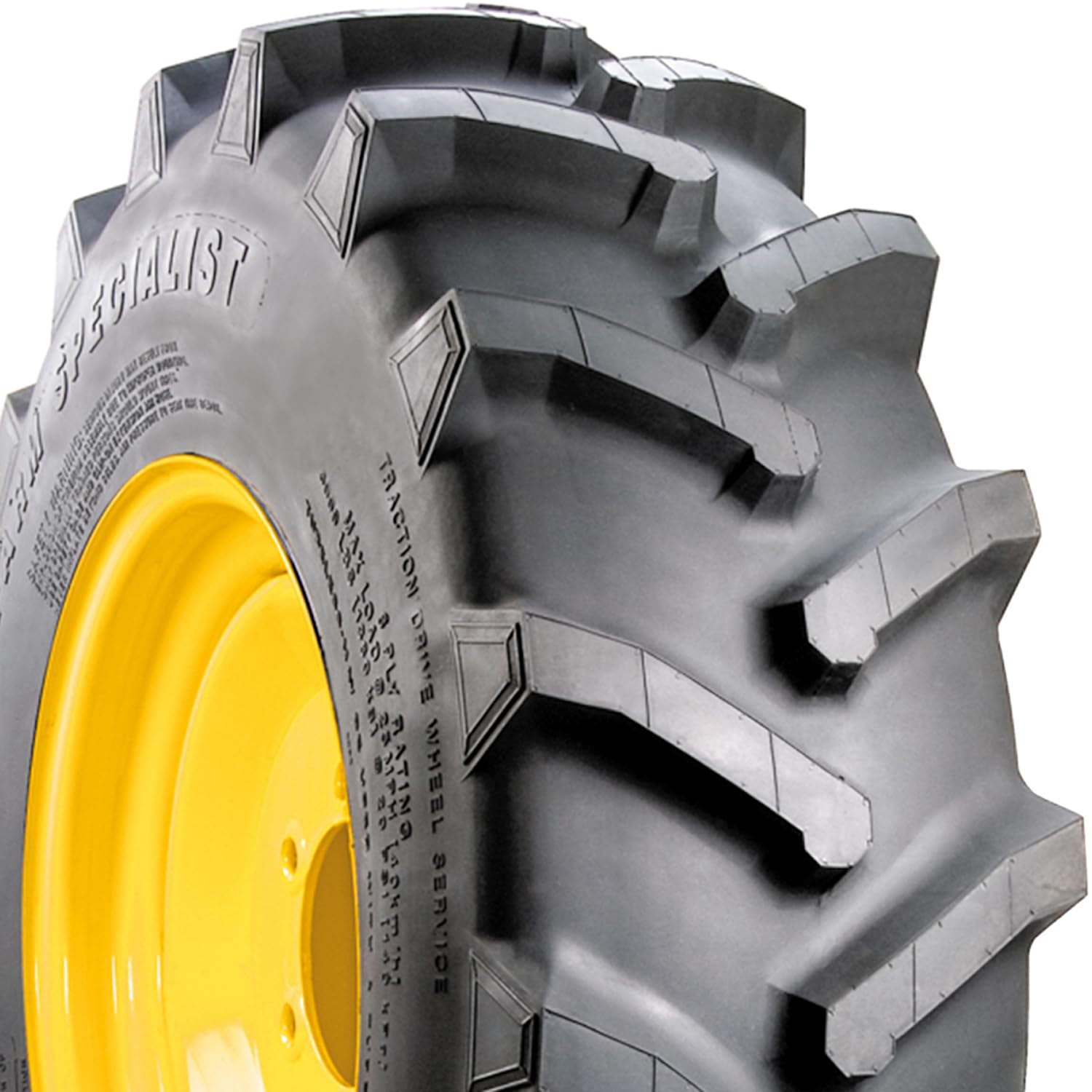 Carlisle close-up tread detail highlighting multi-angle long bars and durability