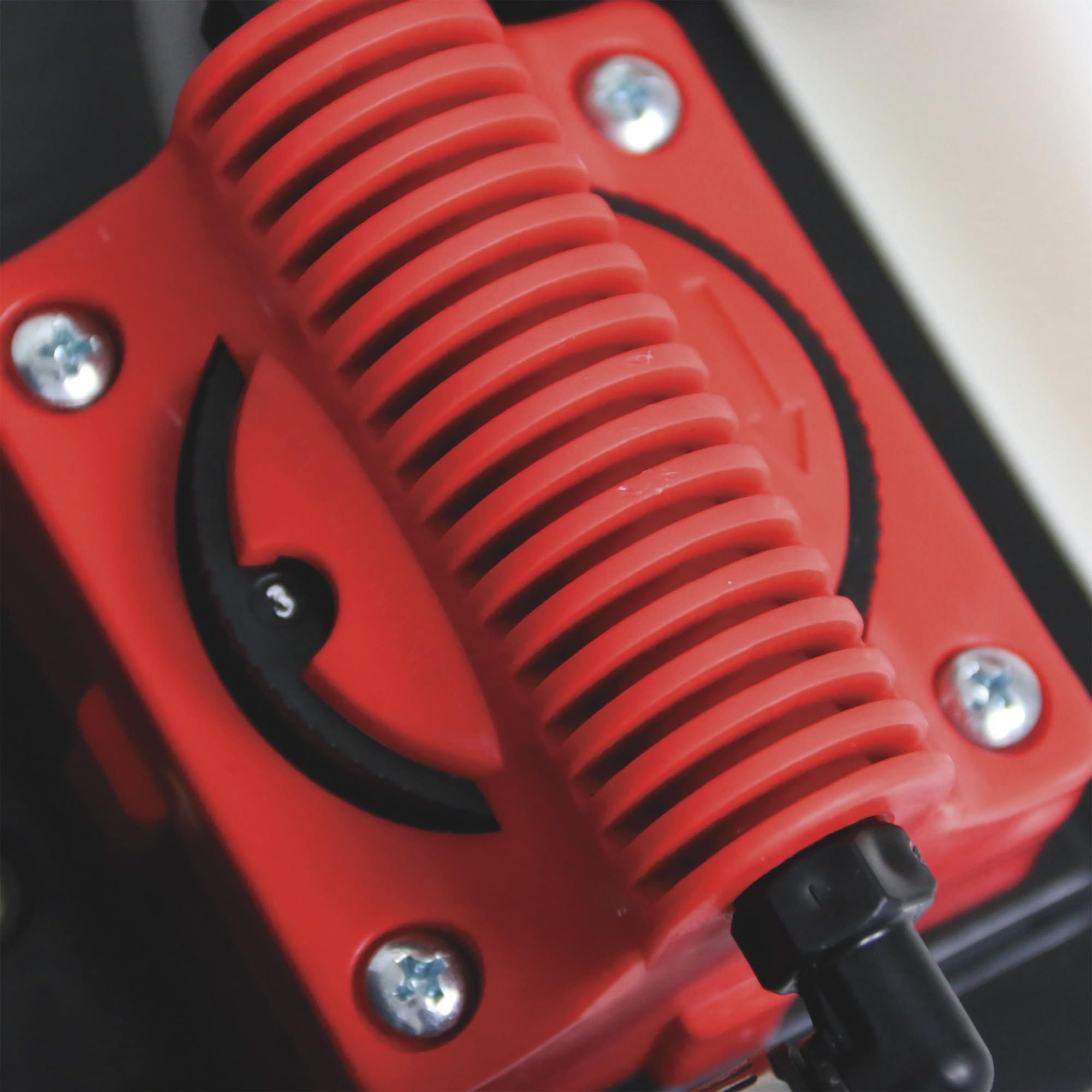 CHAPIN 12V 2.5 GPM pump with alligator clips for easy battery hookup