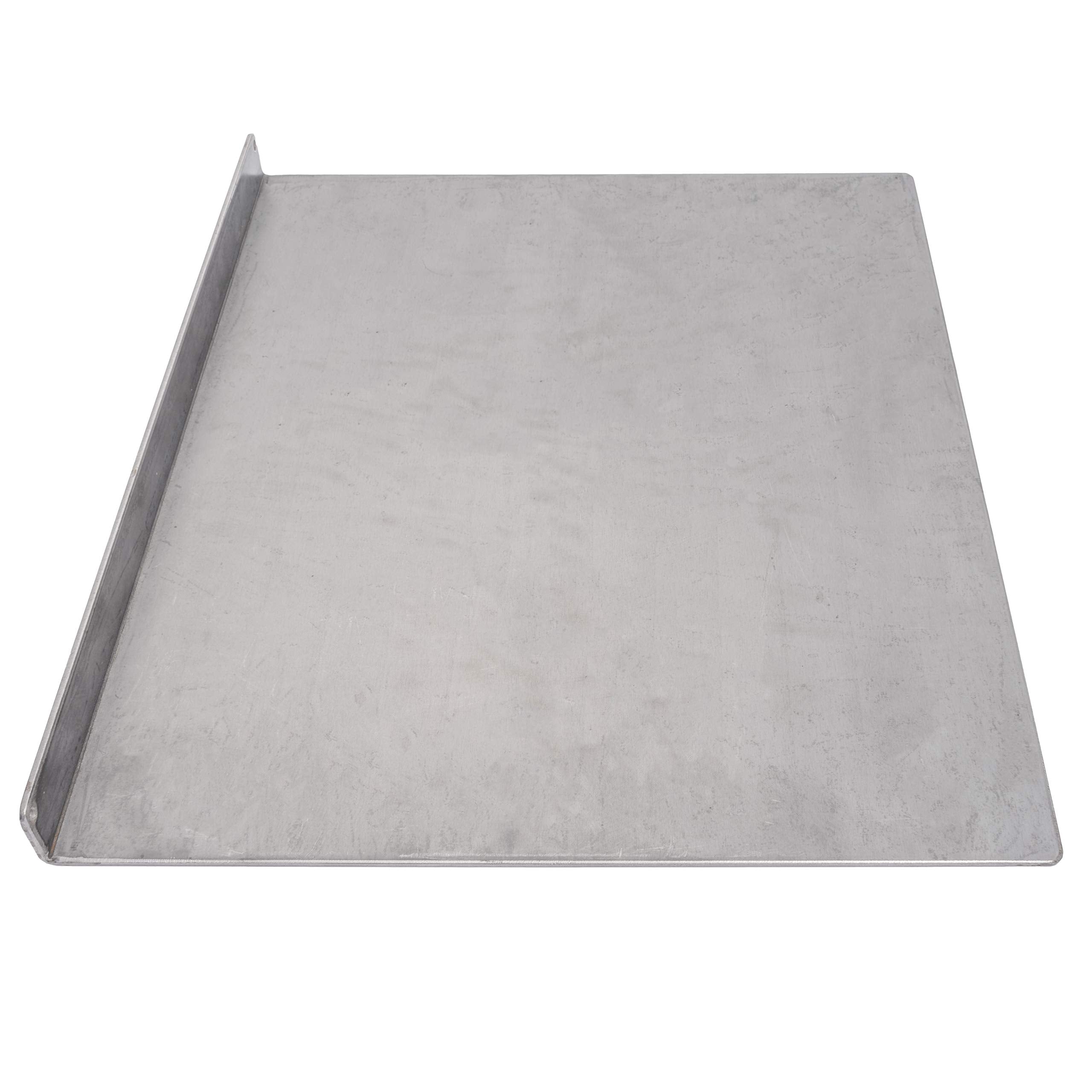 Char-Broil top view highlighting seasoned carbon-steel surface for better flavor