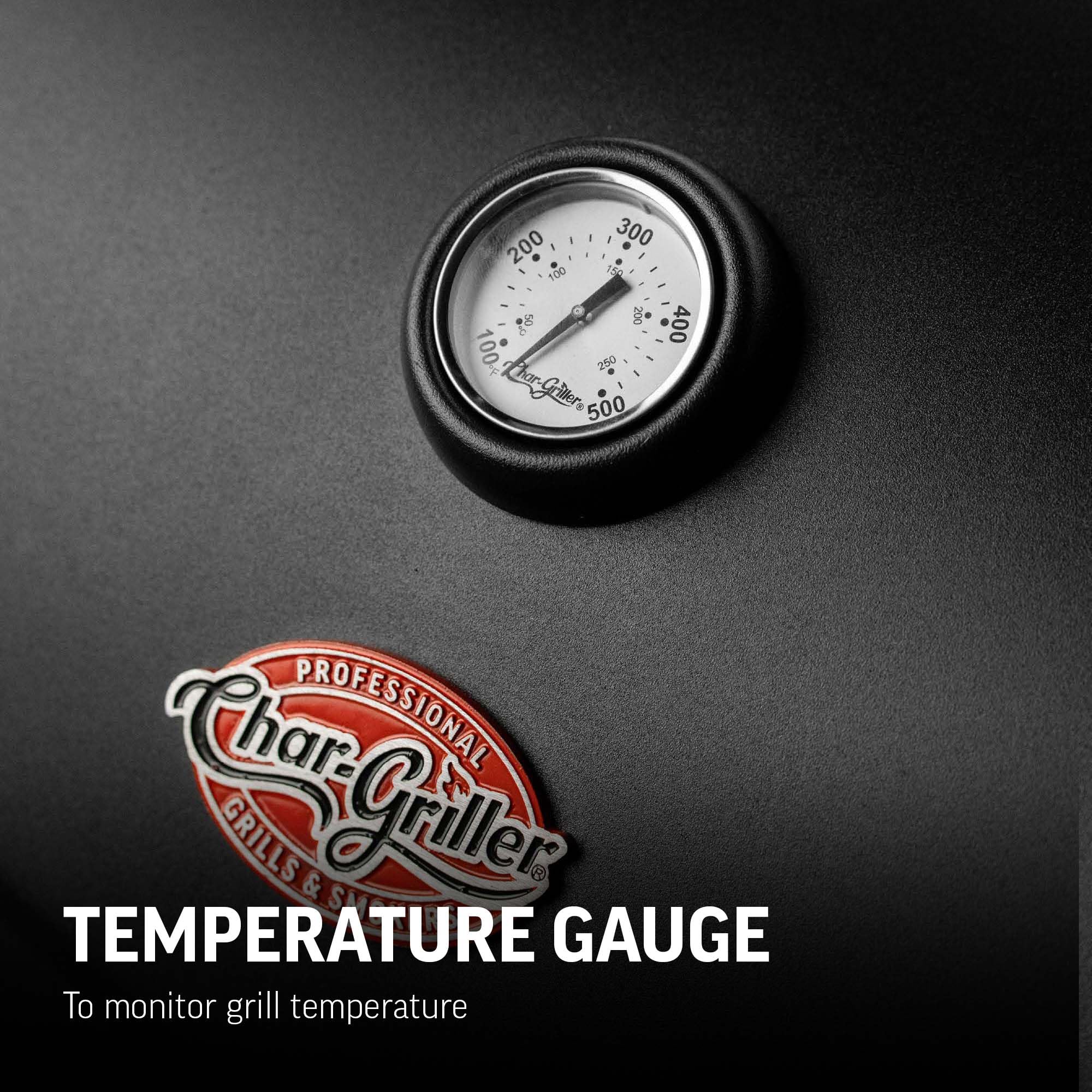 Warming rack and main grate on Char-Griller showing expanded cooking area for multitasking