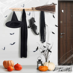 Chicingyou front entry display showing complete witch set and welcoming glow