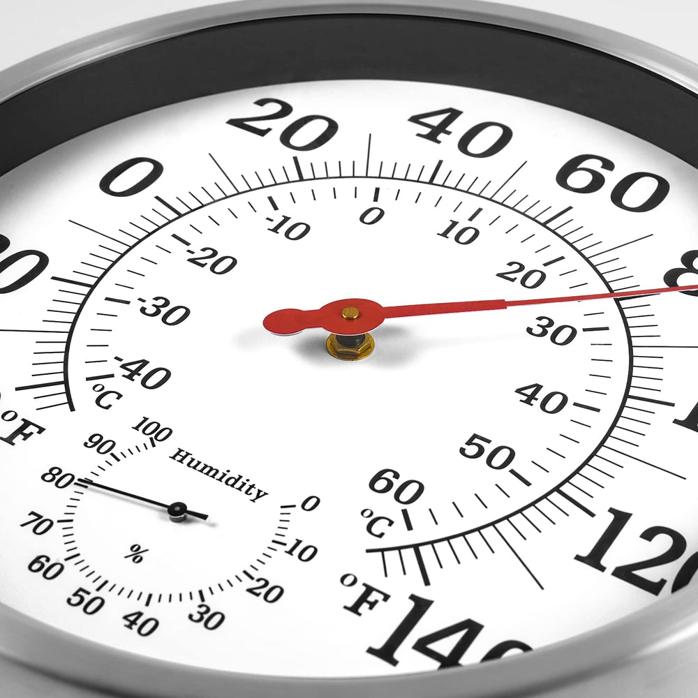 CHIVENIDO stainless steel case detail demonstrating rust resistance and durability outdoors
