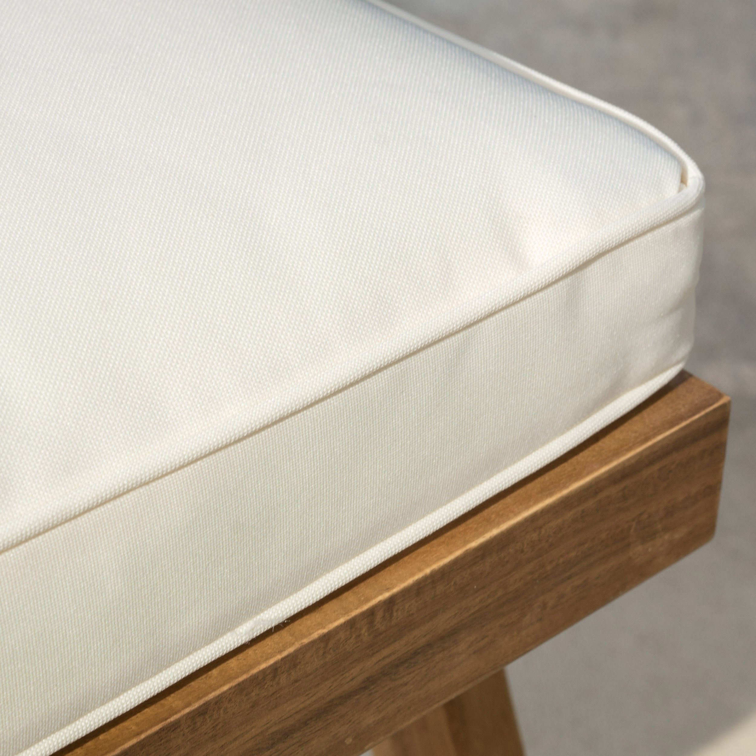 Christopher Knight Home seat slat detail demonstrating breathable design and drainage