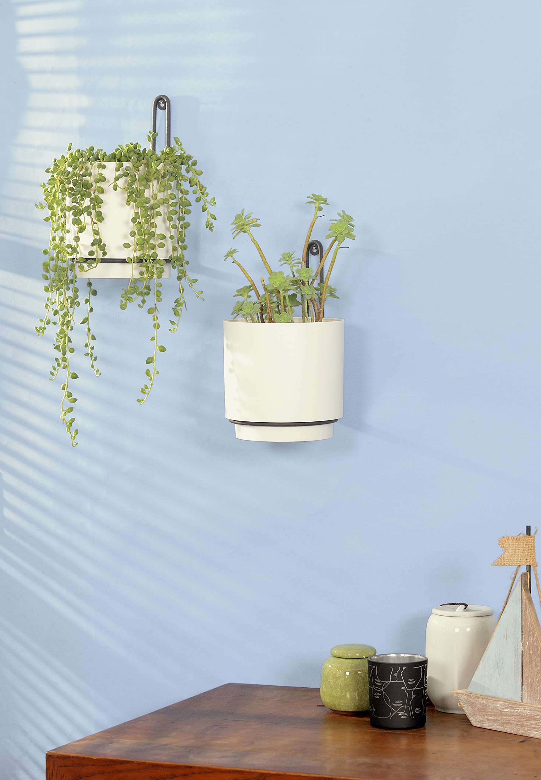 CISEANOL dual planters staggered on wall showing layered styling and vertical greenery advantage