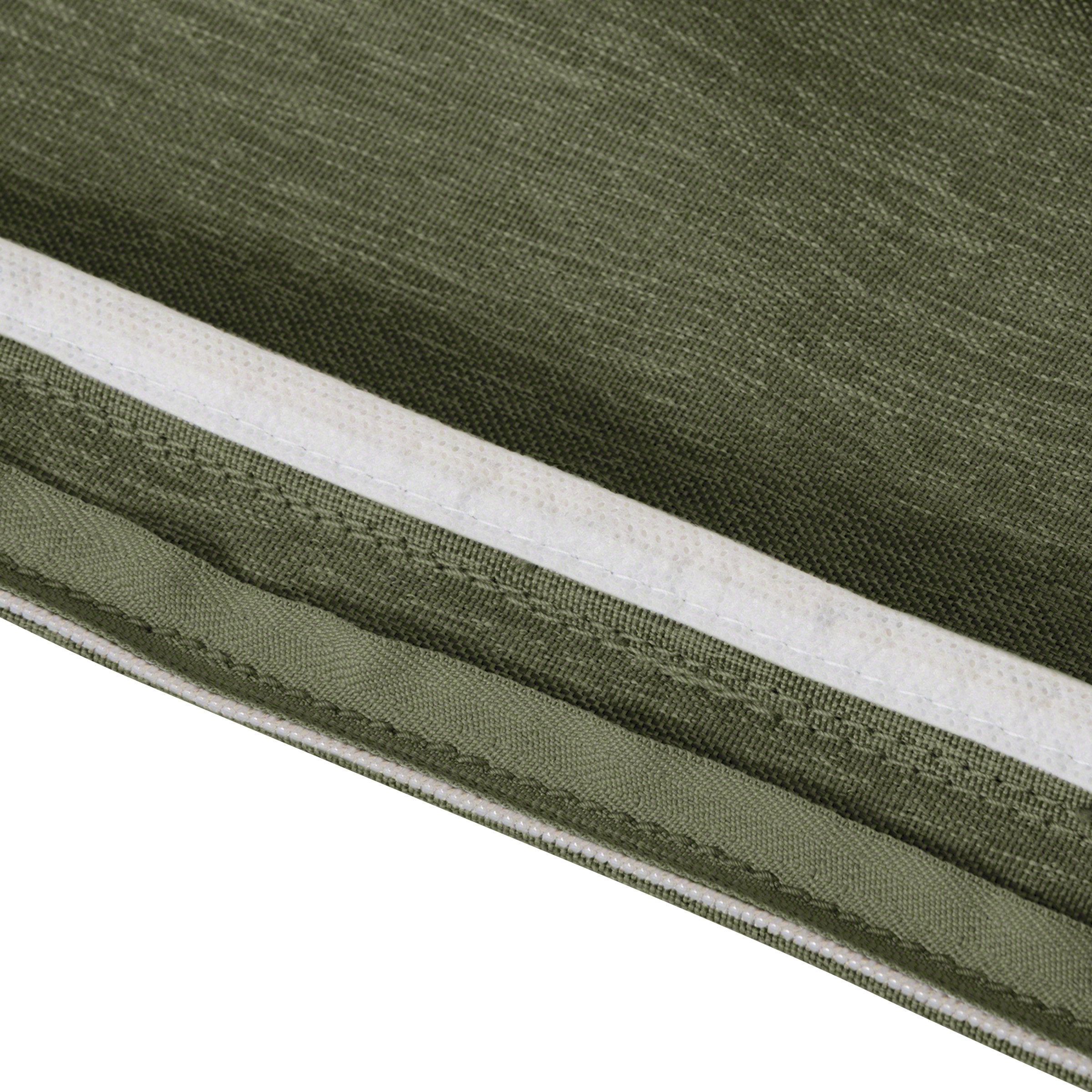 Classic Accessories product label and packaging showing size, material, and warranty details