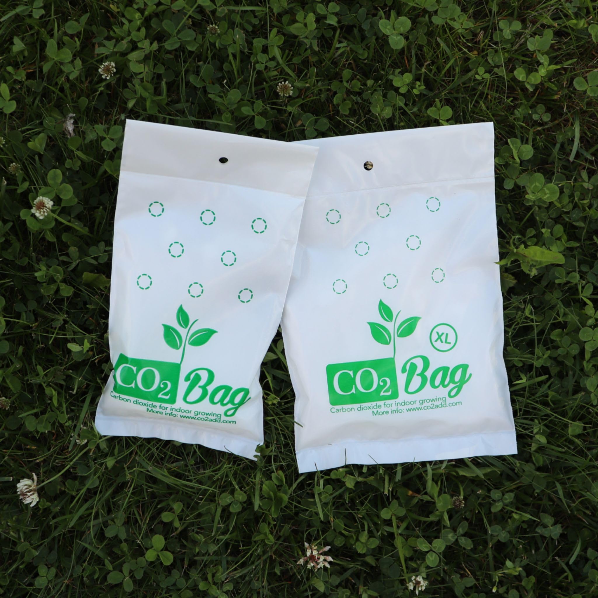 CO2BAG XL beside ruler demonstrating scale and coverage area clearly