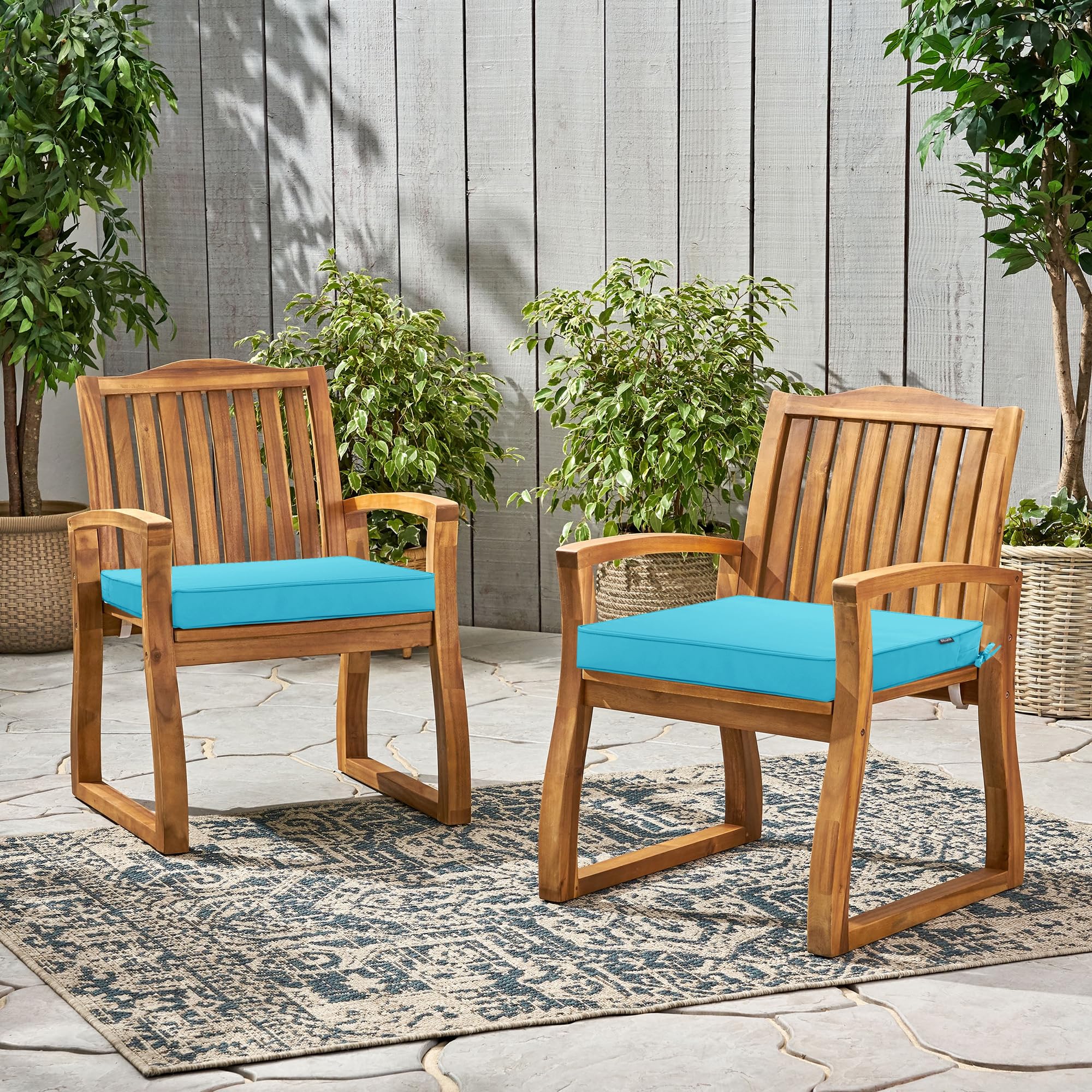 Comcaver cushion in use on patio chair demonstrating comfort and outdoor durability