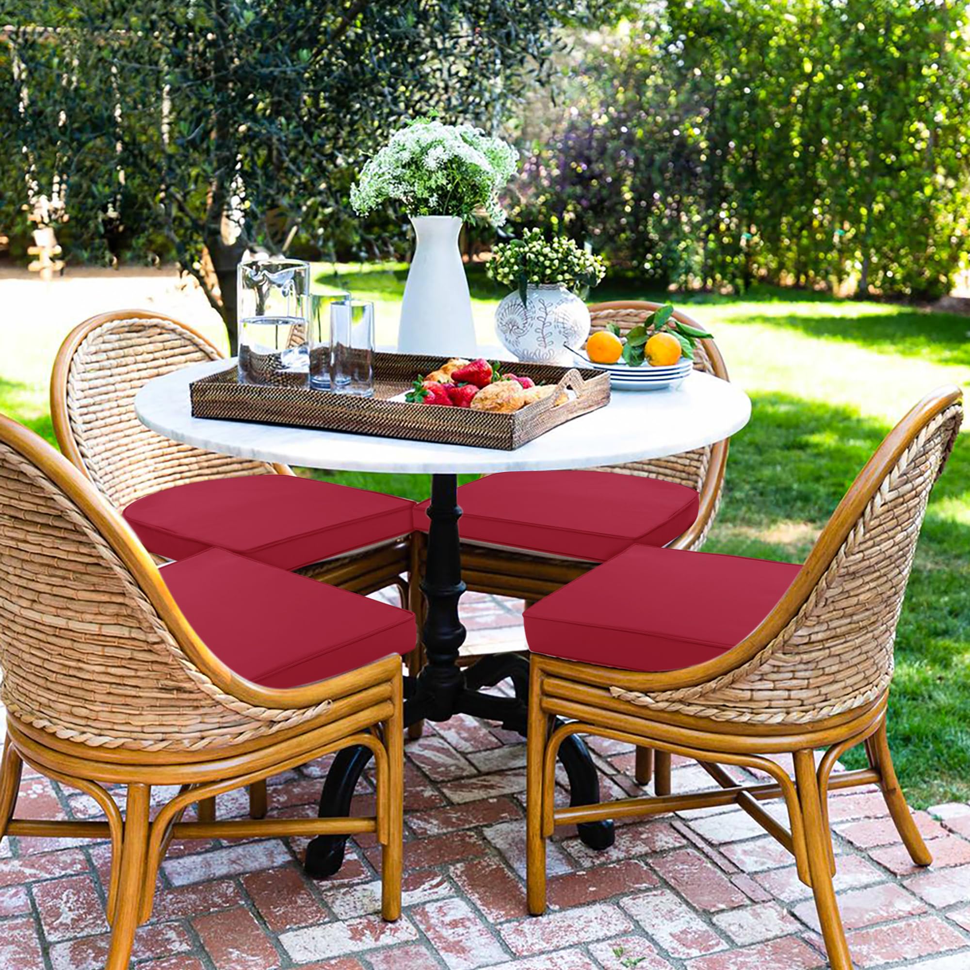 Comcaver ties attached to chair demonstrating non-slip stability during use