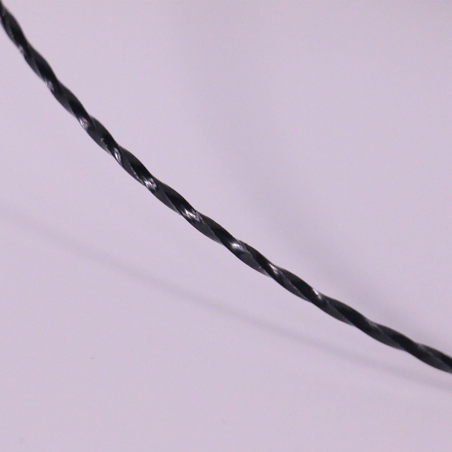 CONIVNTU close-up of twisted line profile, improved cutting performance
