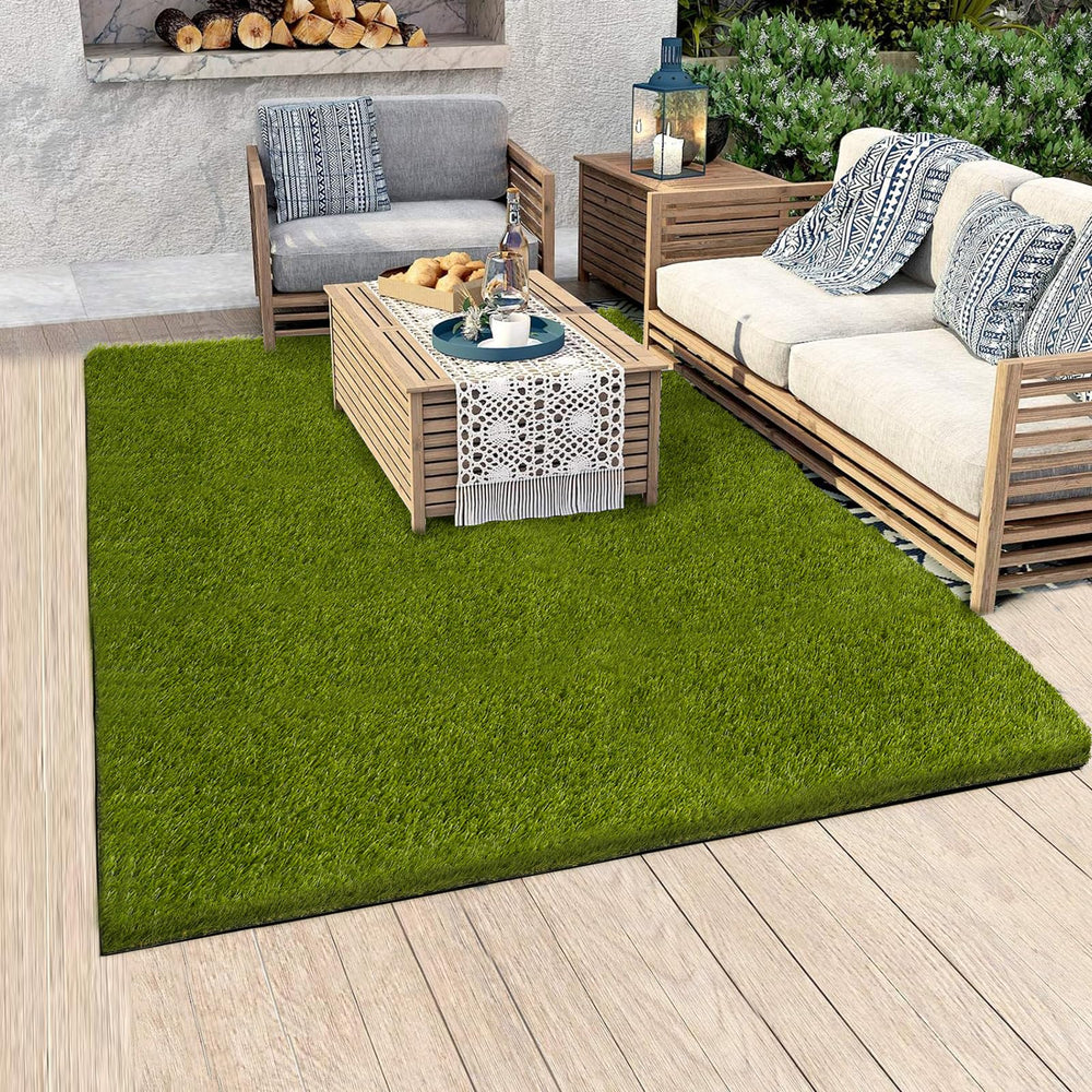 CooRug front view of 4x6 artificial turf showing neat lawn appearance and curb appeal