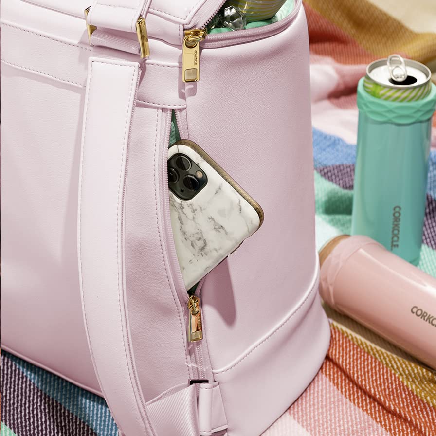 Corkcicle EOLA at a beach picnic illustrating hands-free transport and chilled drinks