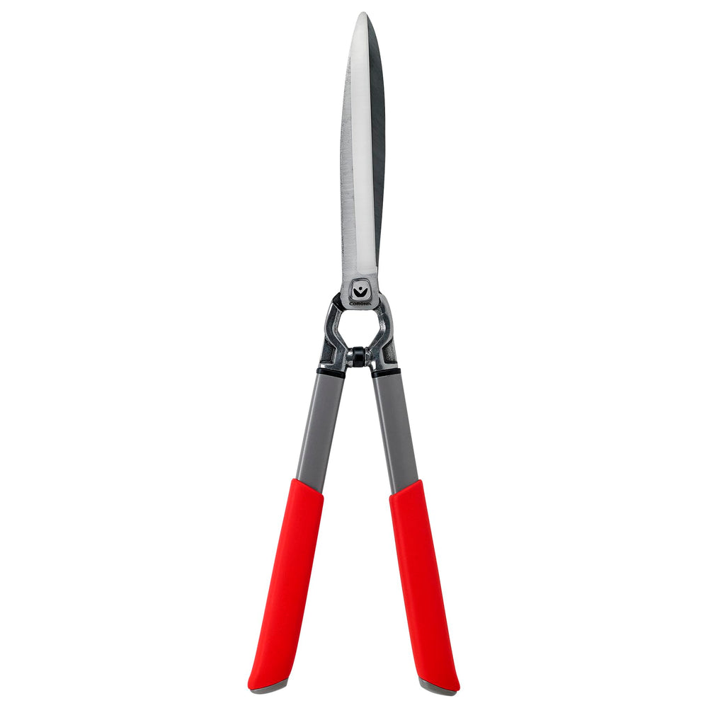 Corona Clipper ClassicCUT front view showing red blades and handles, clear identification and tool readiness