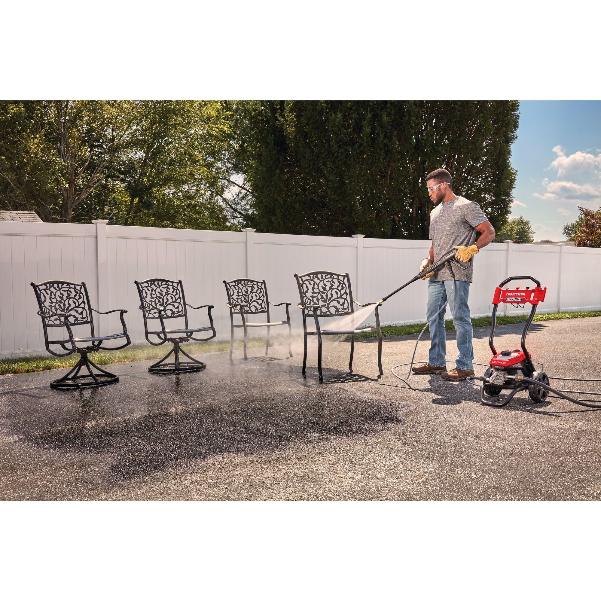 CRAFTSMAN pressure washer next to a ruler showing scale and footprint