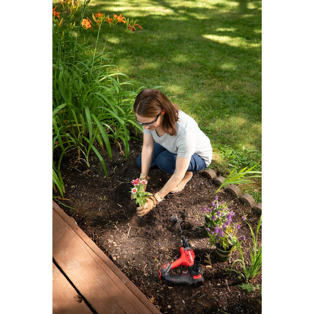 CRAFTSMAN in garden lifestyle scene illustrating efficient planting