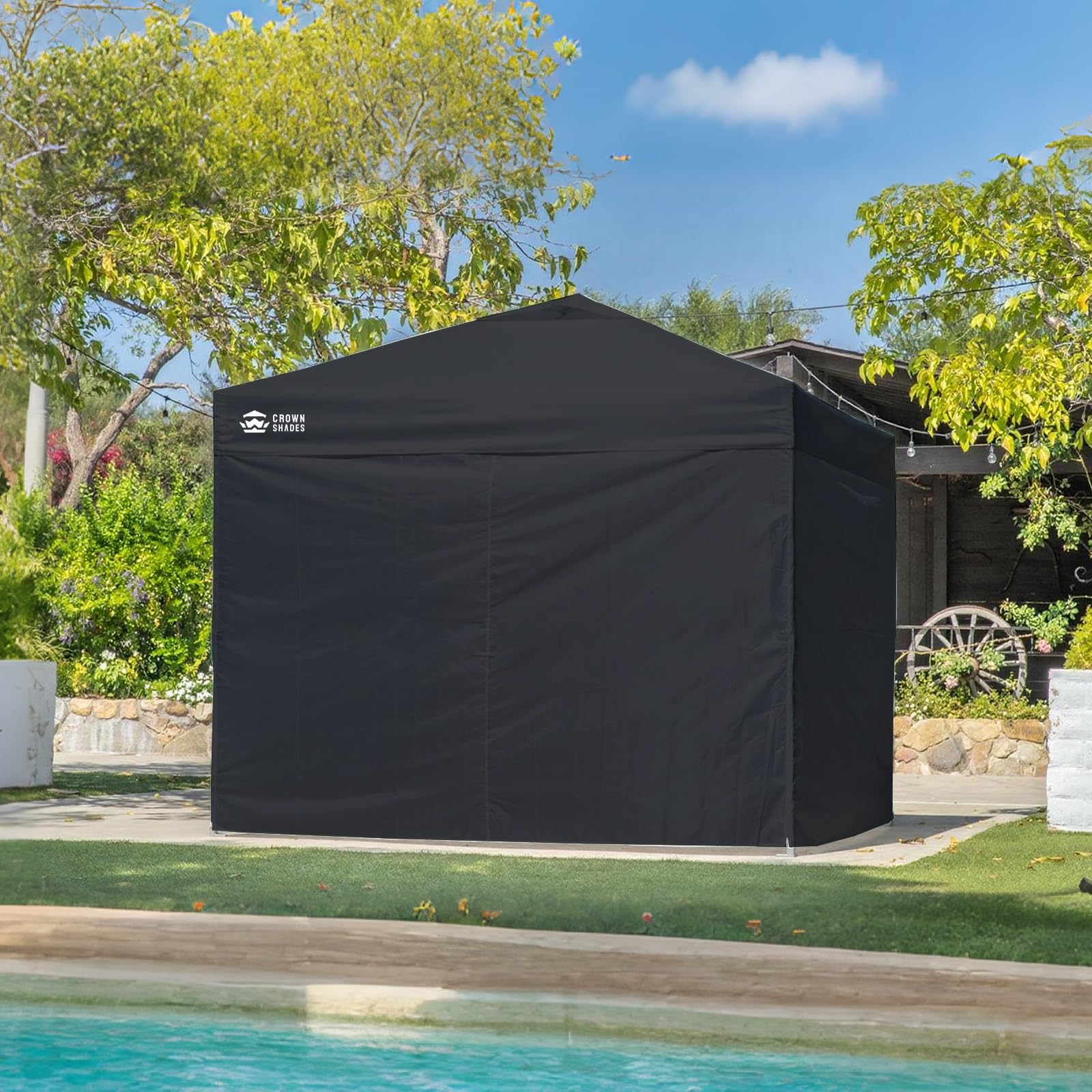 CROWN SHADES sidewall on market booth showing privacy and vendor display benefit