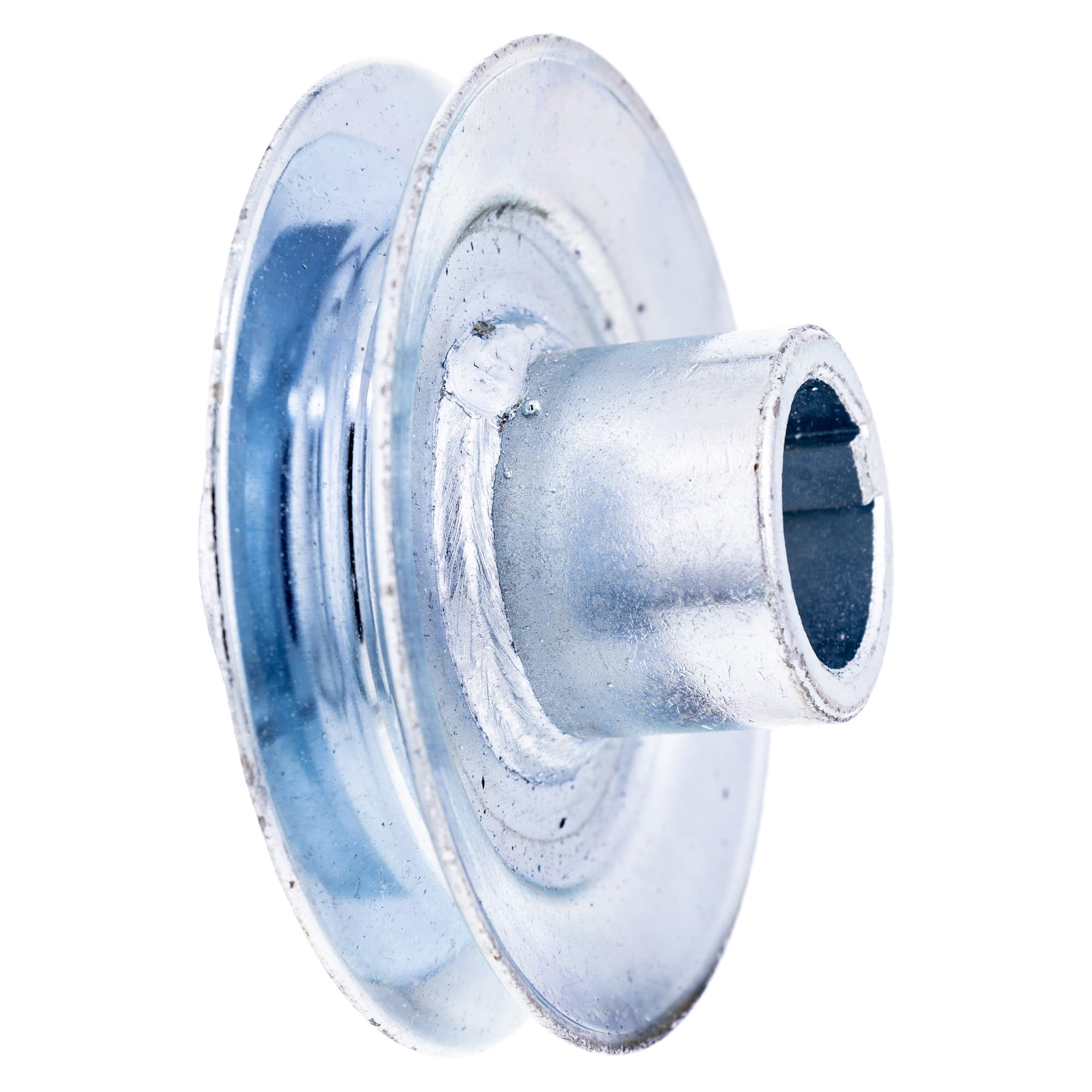CUB CADET close-up of pulley bore and mounting hole for accurate fitment