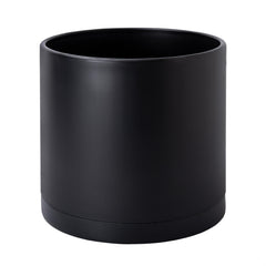 D'vine Dev vista frontal de la maceta negra, diseño minimalista y estable