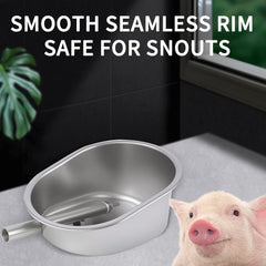 Danbark mounted waterer in pen demonstrating secure bracket and access