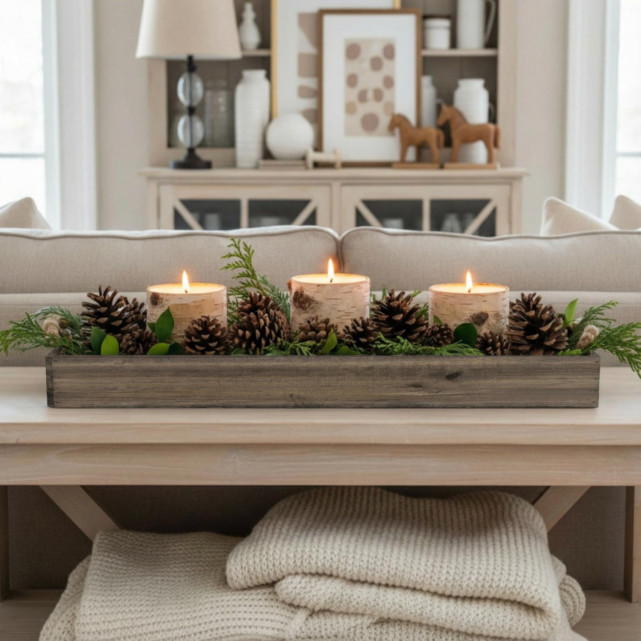 Dandat centerpiece in use on dining table adding natural decor and seasonal ambiance