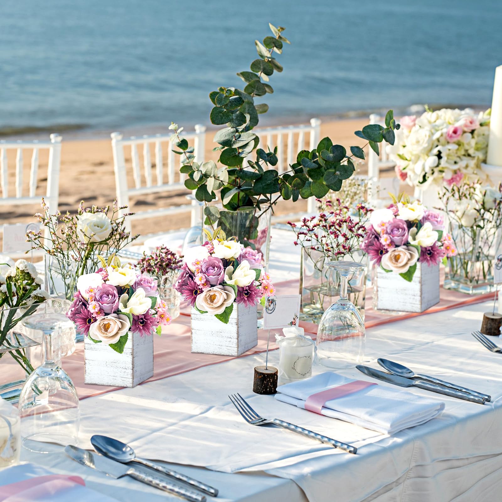 Dandat planters styled as wedding centerpieces showing decorative impact benefit