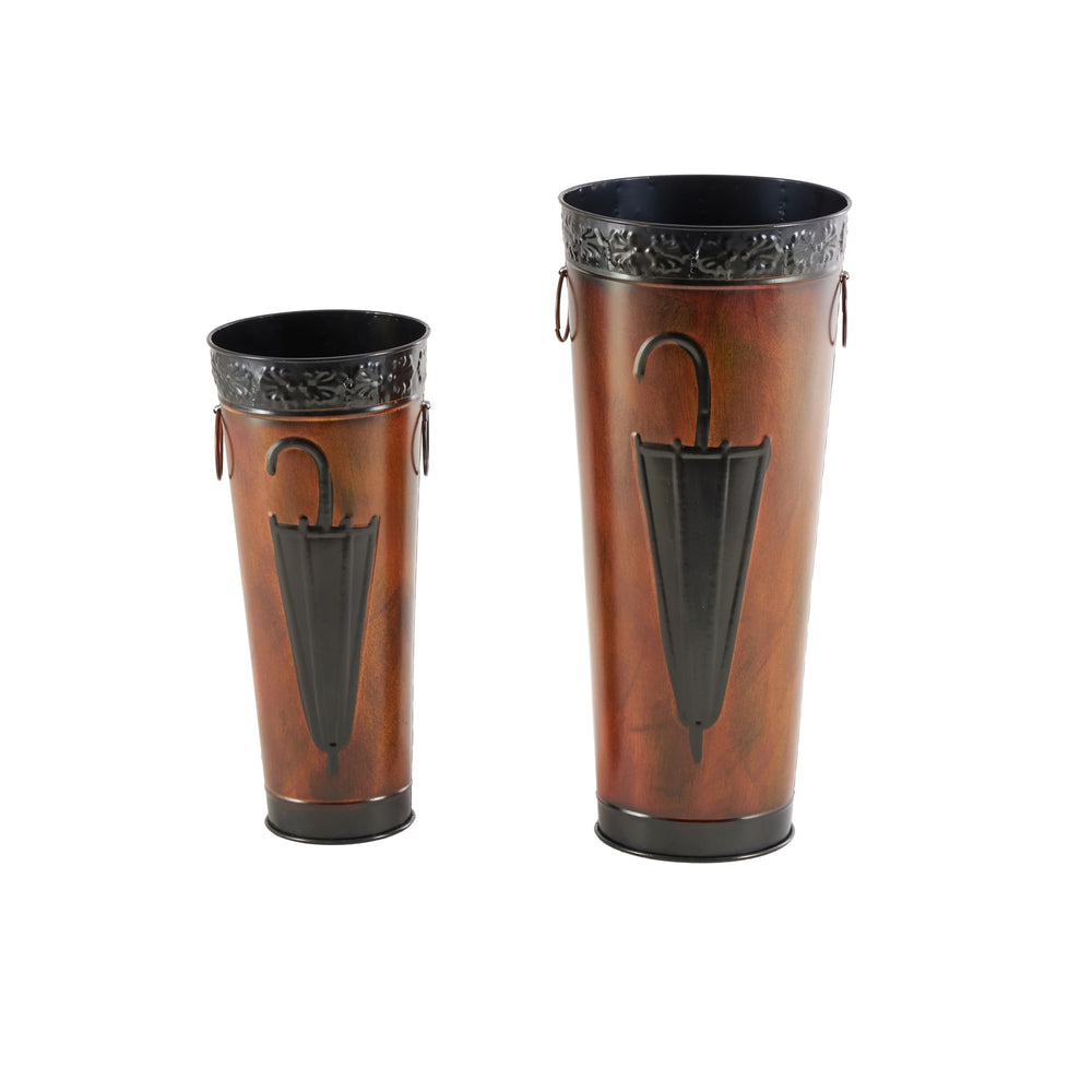 deco 79 front view showing both umbrella stands and space-saving benefit