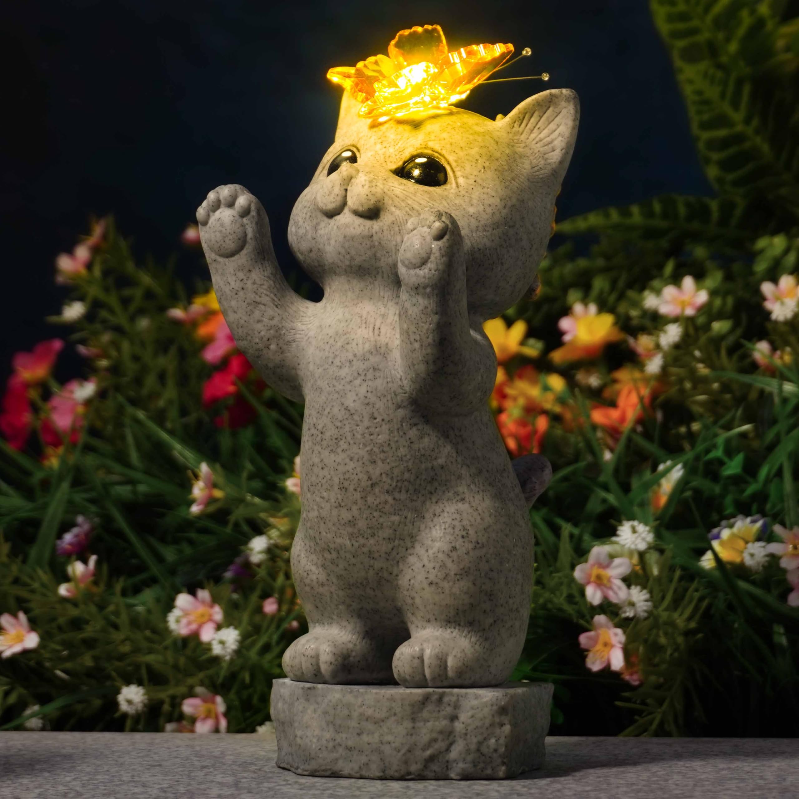 DecorSmart front view of cat statue showing charming silhouette and curb appeal