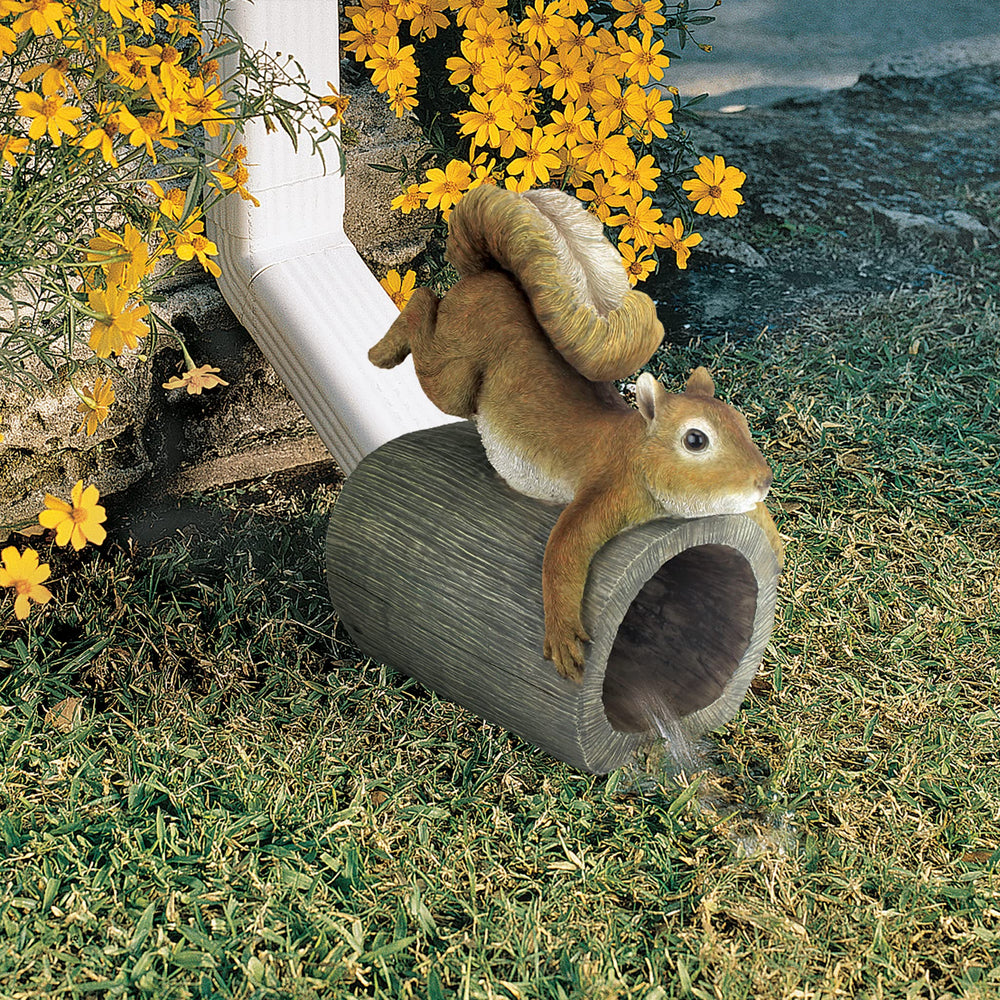 Design Toscano side profile highlighting squirrel shape and weather-resistant finish