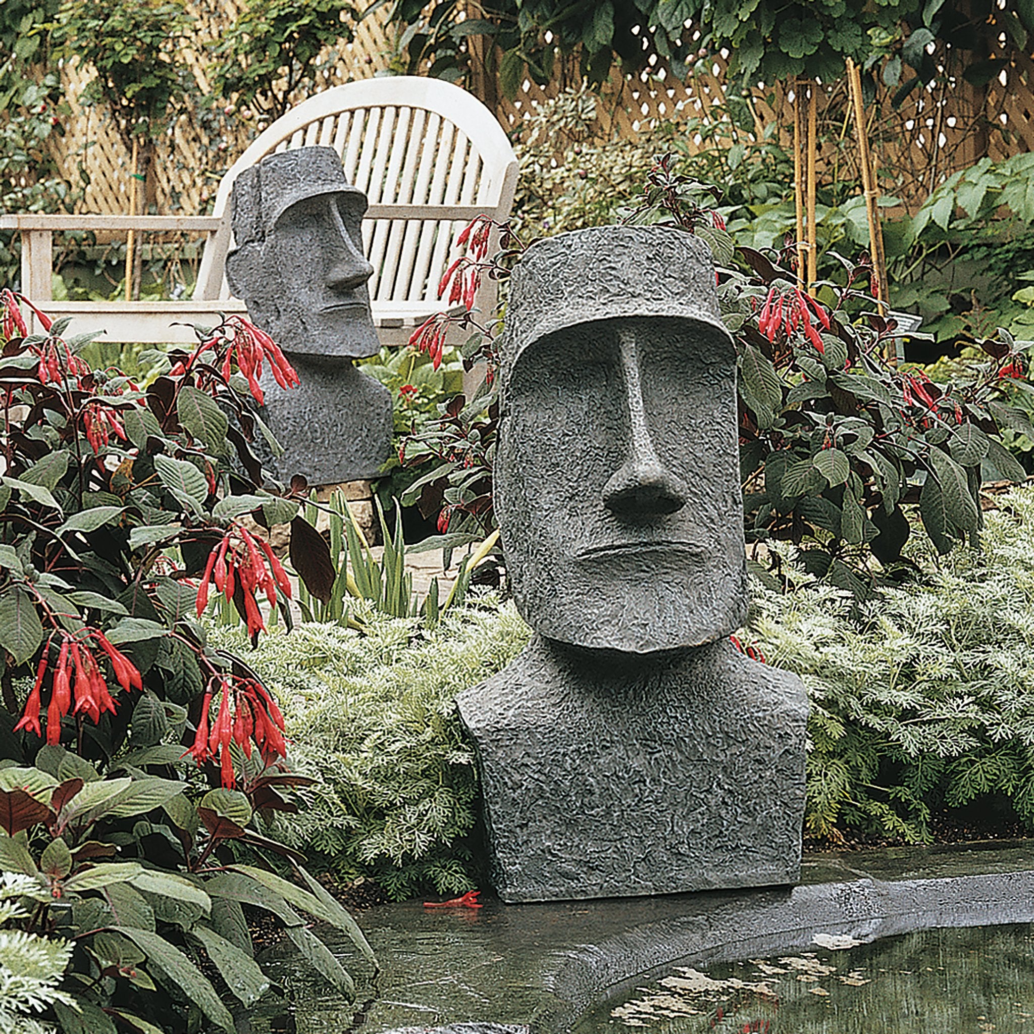 Design Toscano Moai rear and base detail showing finish and weather-resistant benefit