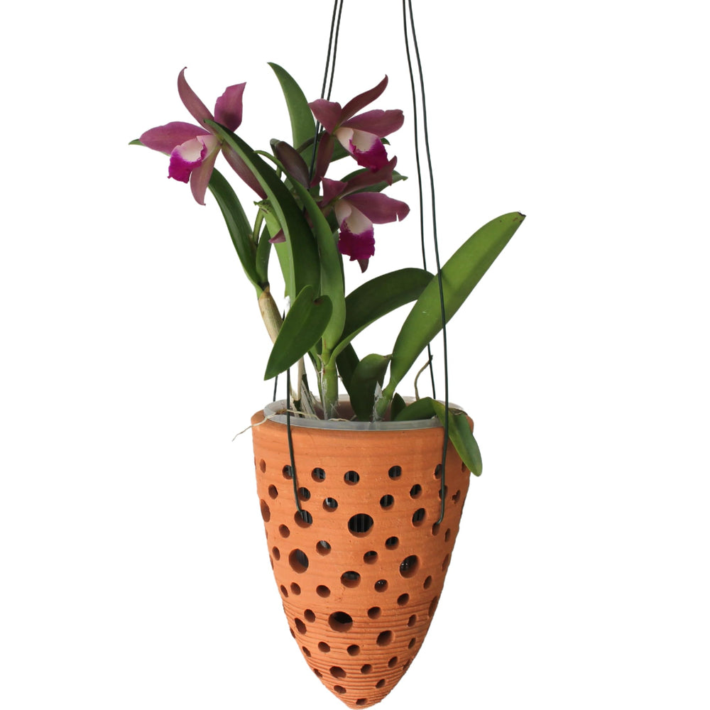 DESQUIGGLE terracotta rocket front view showing shape and ventilation benefits