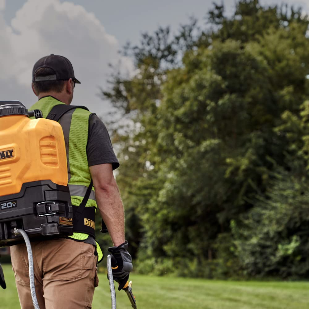 DEWALT reinforced hose detail preventing kinks for reliable chemical flow