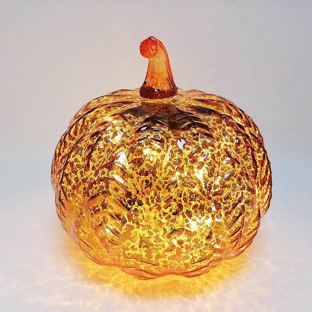 Deyivela front view gold pumpkin highlighting warm glow