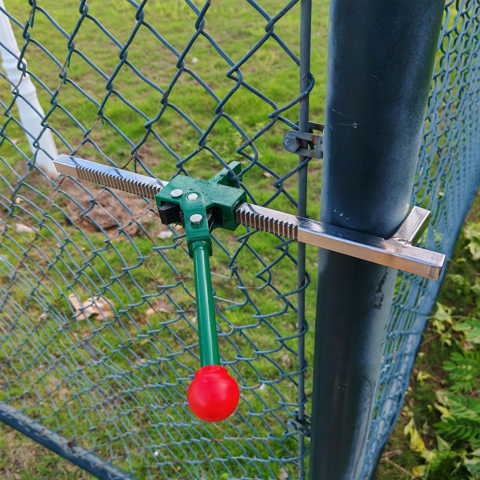 DIANGUOLUZHE stretcher beside hand for scale showing compact portability and leverage