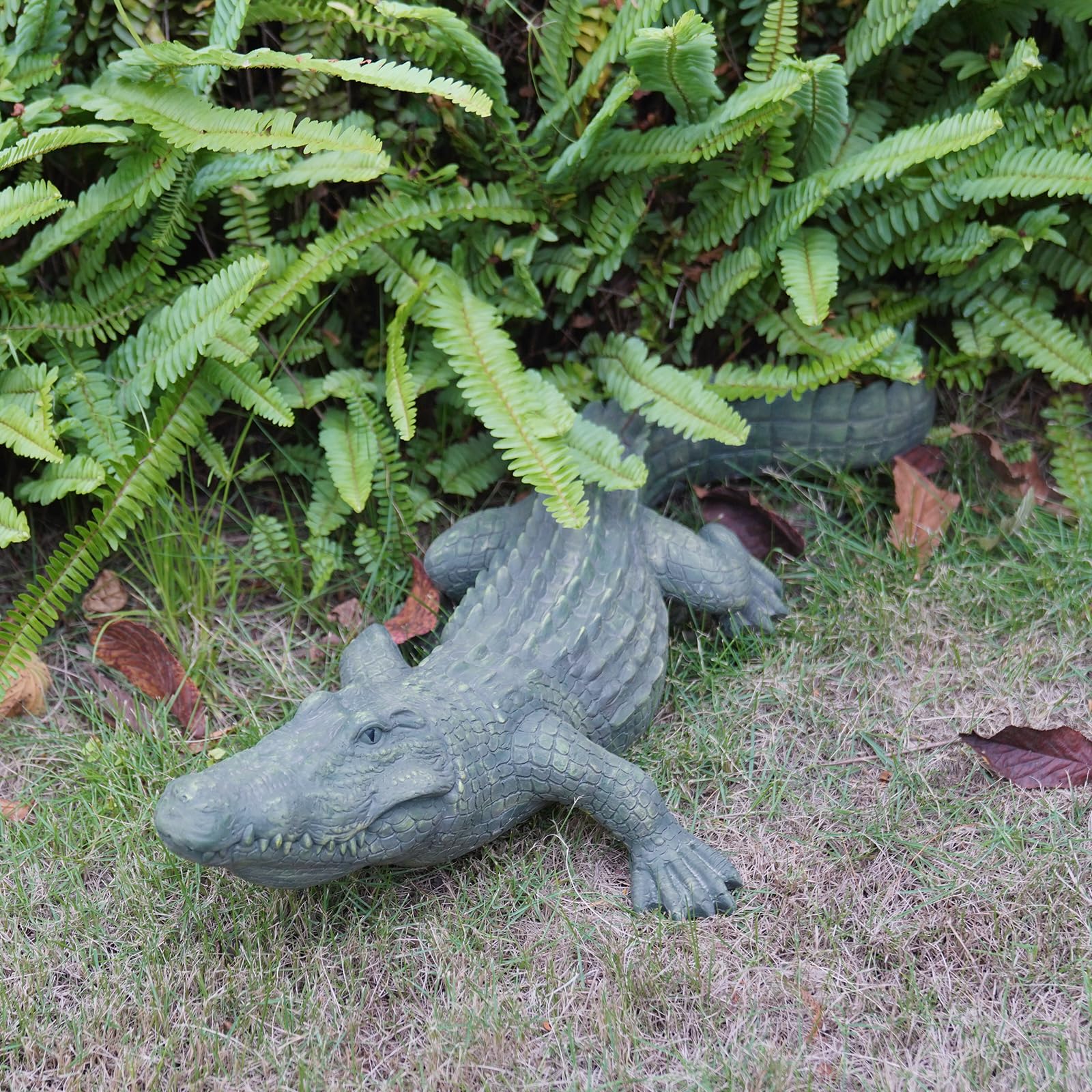 DiliComing alligator scale pattern close shot showing durable finish benefit