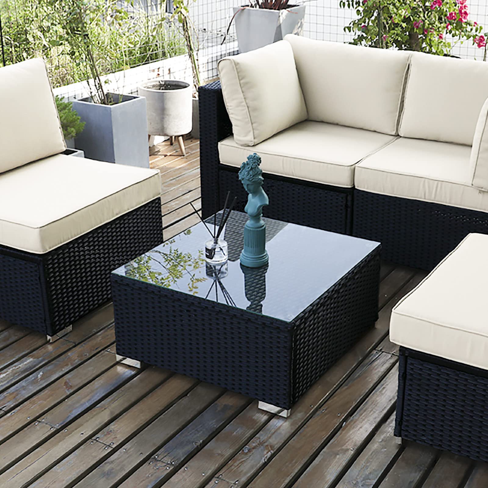 DIMAR GARDEN lifestyle shot poolside demonstrating durable, stylish outdoor use