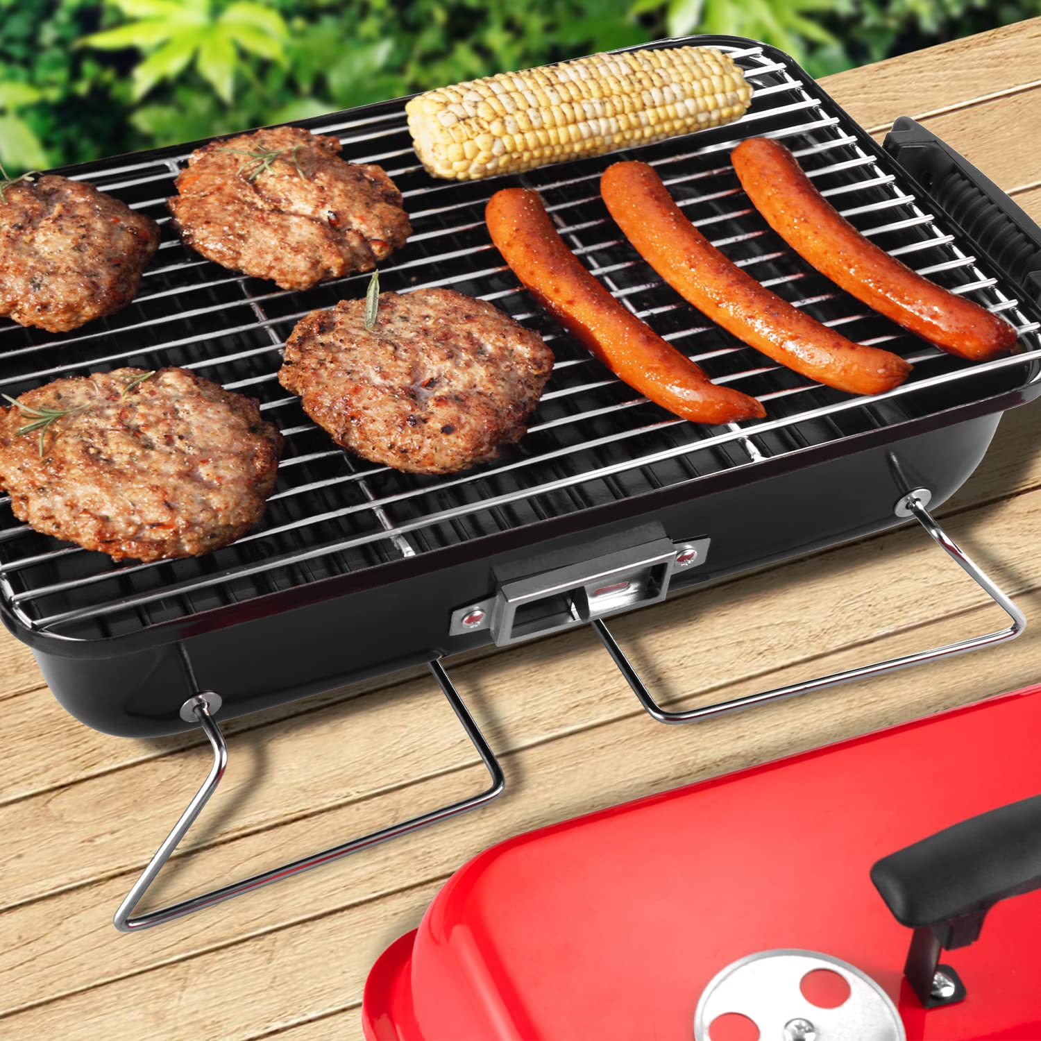 DNKMOR wood handle detail for safe lid lifting and comfortable transport