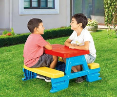 DOLU bench detail with rounded edge offering safe seating benefit
