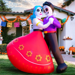 DomKom front view of Catrina and Catrín inflatable showing festive detail and curb appeal