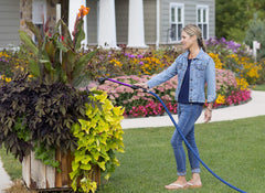 Dramm RainSelect close-up of 9-pattern spray head, adjust spray for different plants