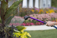 Dramm RainSelect thumb valve detail, ergonomic control reduces hand fatigue