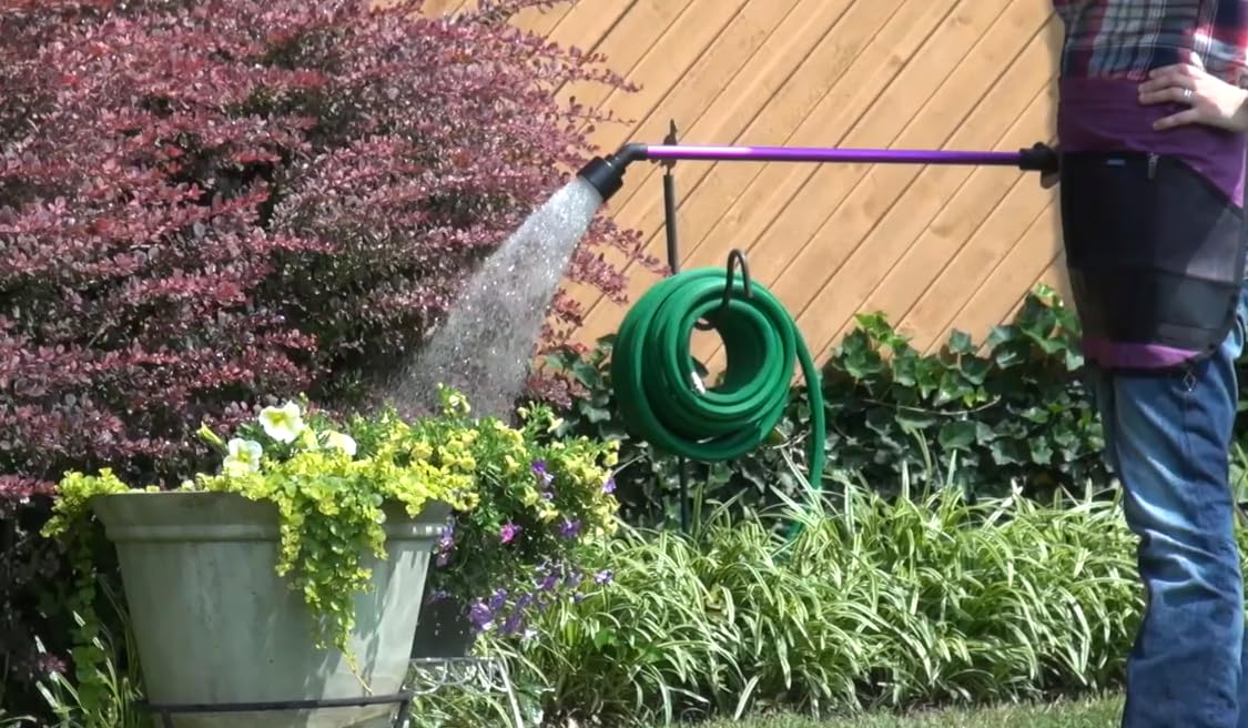 Dramm wand connected to hose illustrating quick setup benefit