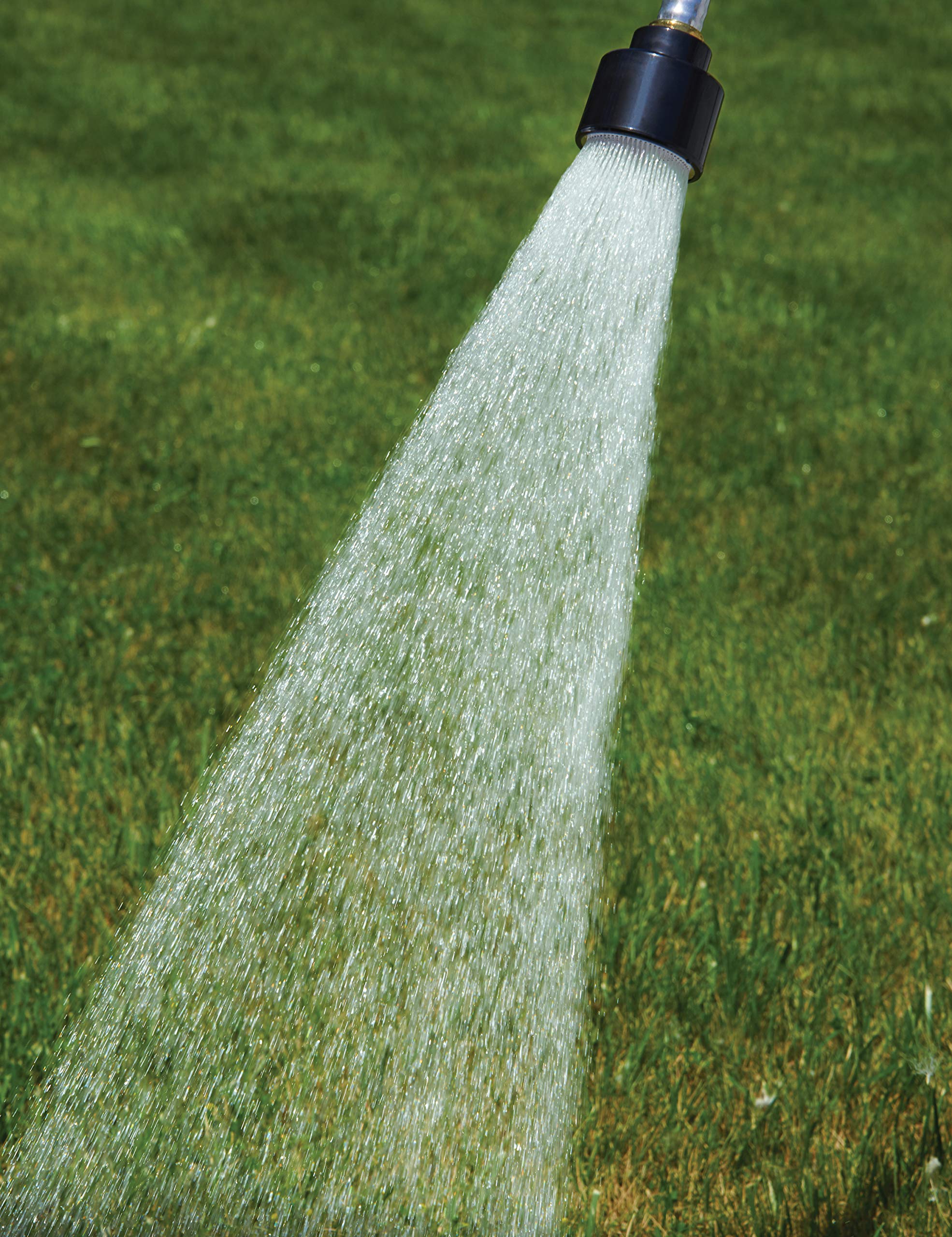 Dramm nozzle spray pattern demonstrating gentle, full-flow shower for even watering