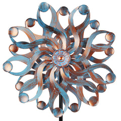 DREAMSOUL front view of spinner showing elegant garden focal and visual interest